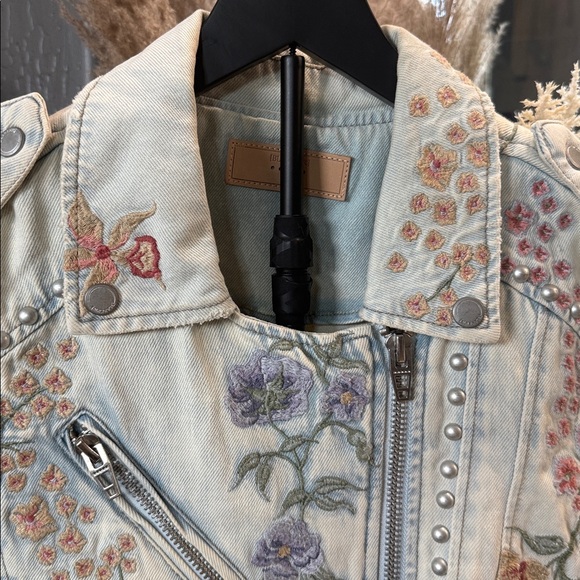 Blank NYC Light Blue Floral Embroidered Studded Jean Jacket. - Picture 2 of 9